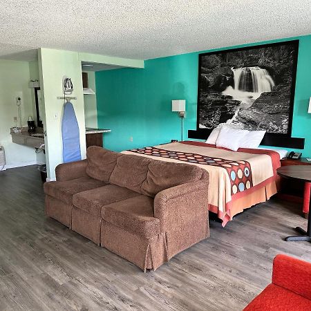 Hotel Super 8 By Wyndham Yreka Extérieur photo