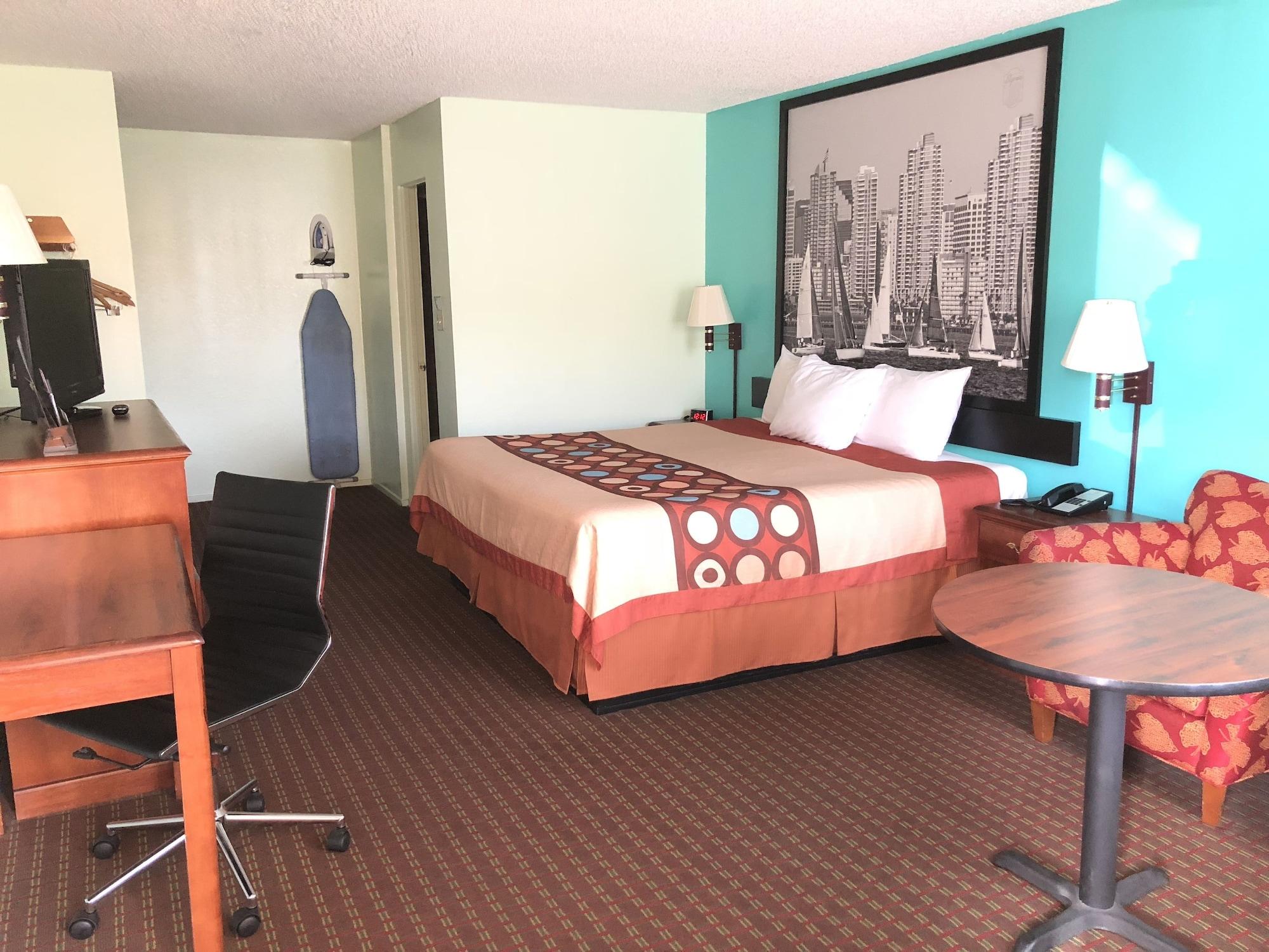 Hotel Super 8 By Wyndham Yreka Extérieur photo